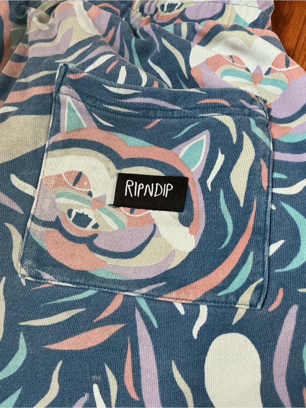 RipnDip Psychedelic Lord Nermal shorts, medium